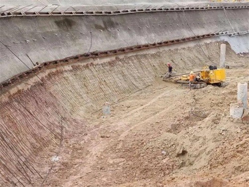 嘉峪关基坑边坡加固